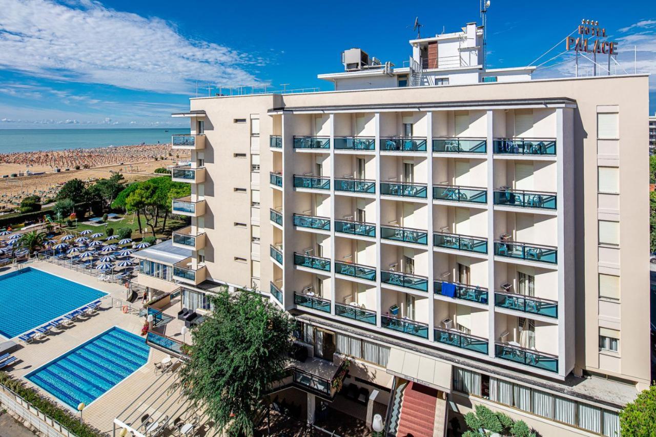 Hotel Palace Bibione Buitenkant foto