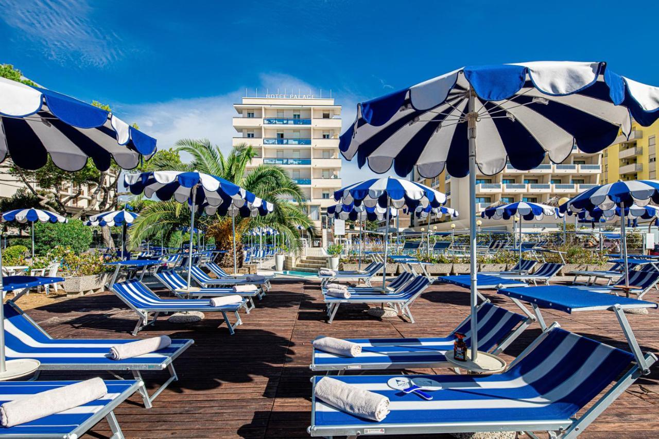 Hotel Palace Bibione Buitenkant foto