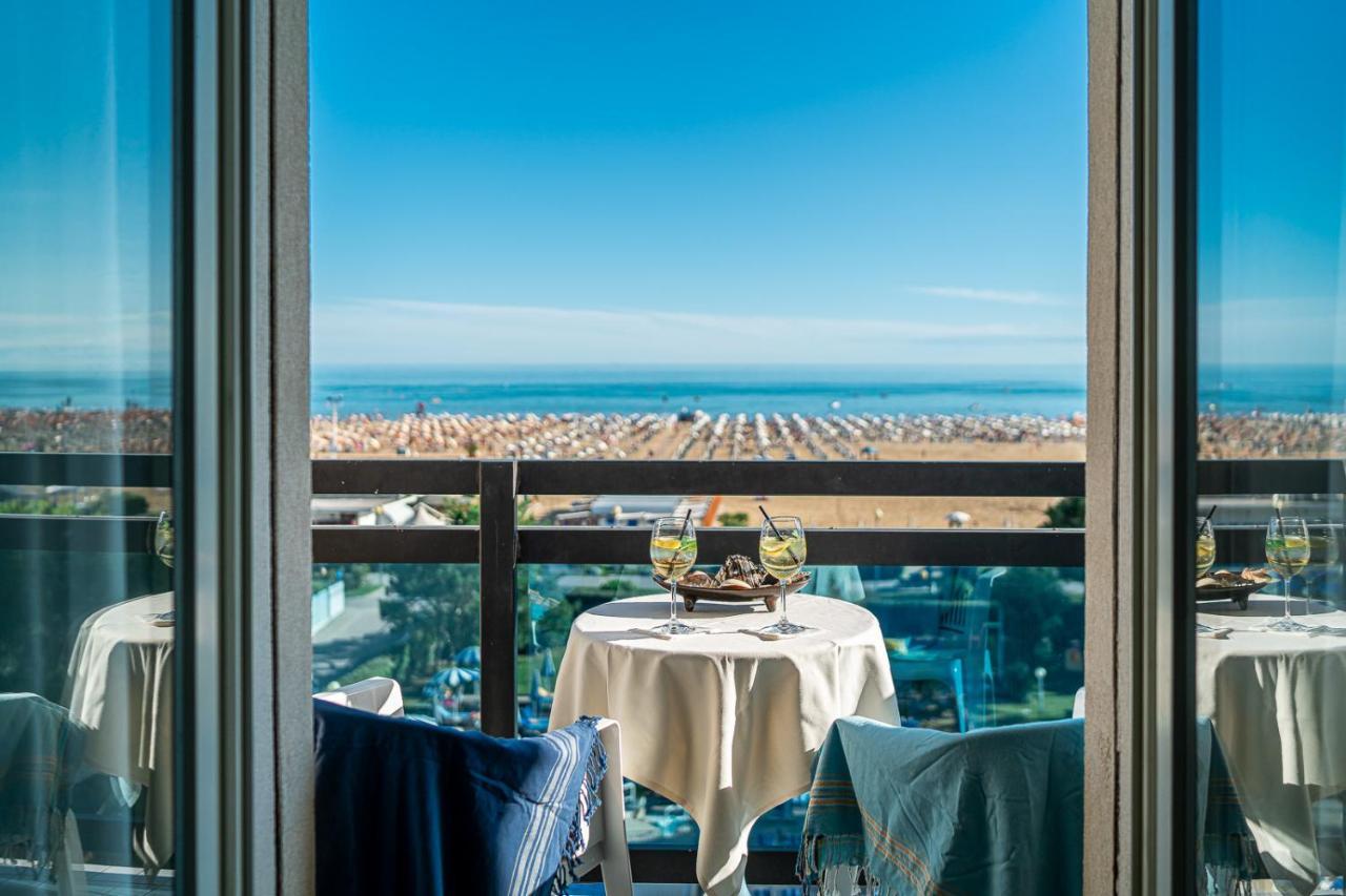 Hotel Palace Bibione Buitenkant foto